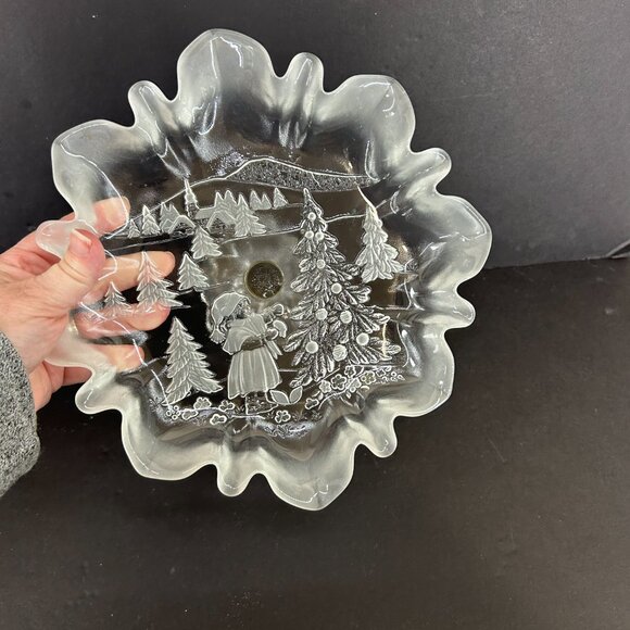 Mikasa Holiday Classics Christmas Crystal Footed Pedestal Bon Bon 9" shallow bow - Picture 8 of 11